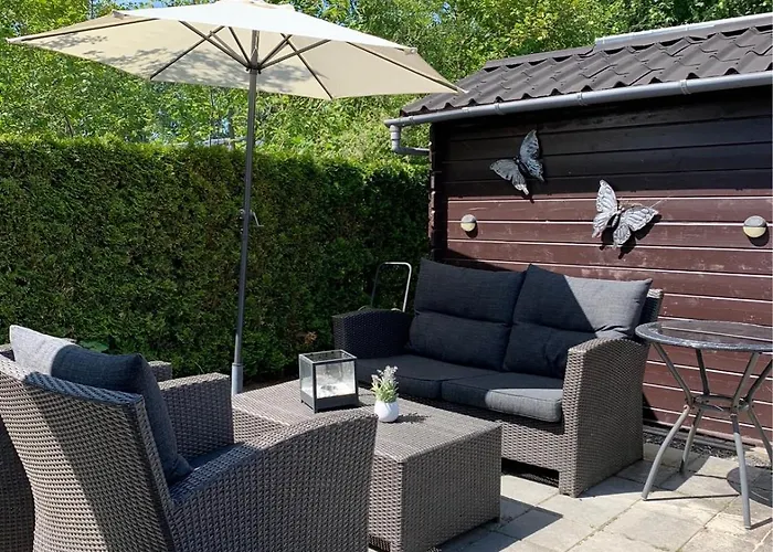 Verzorgd In De Betuwe Op Park Met Natuurbad Aldeamento Turístico